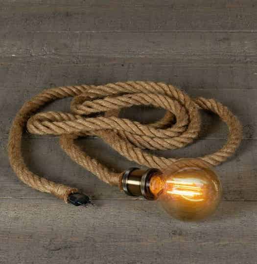Touw met fitting voor lamp