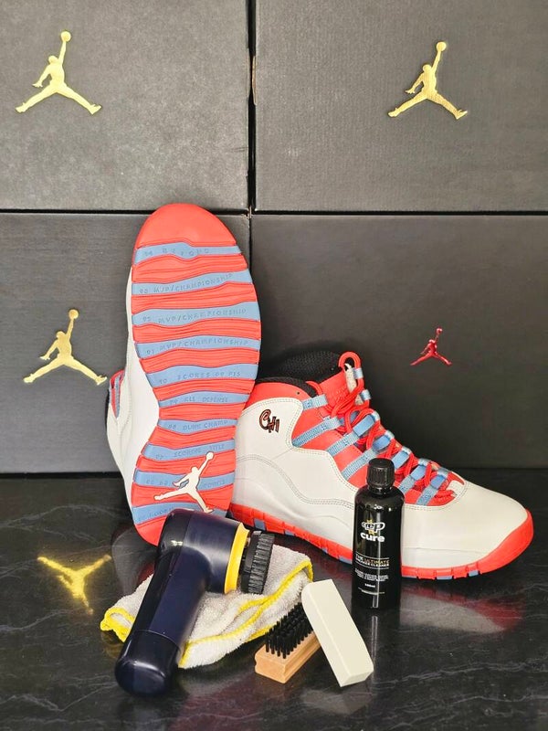 Sneaker cleaning service