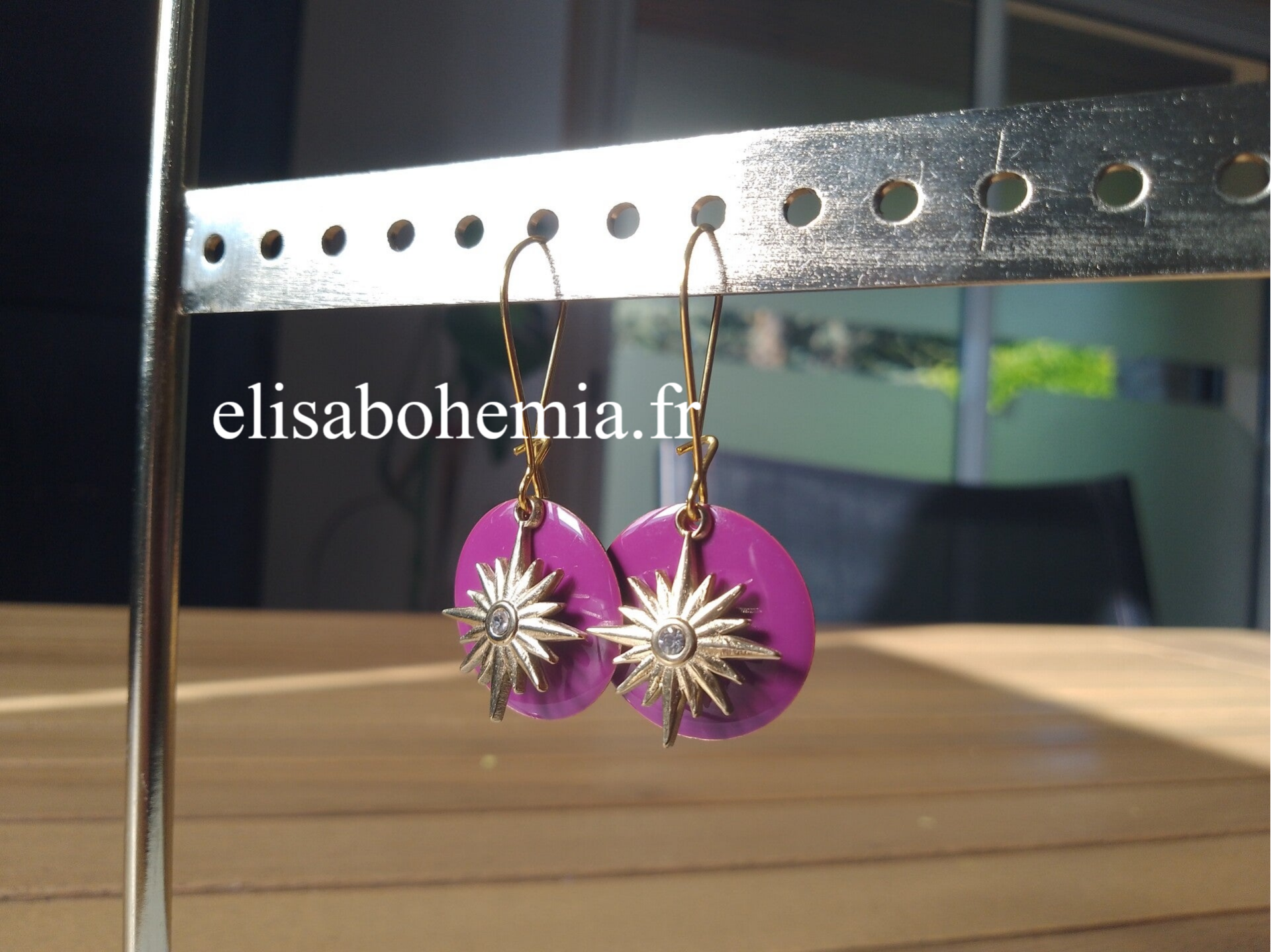 Boucles d'oreilles prune étoiles