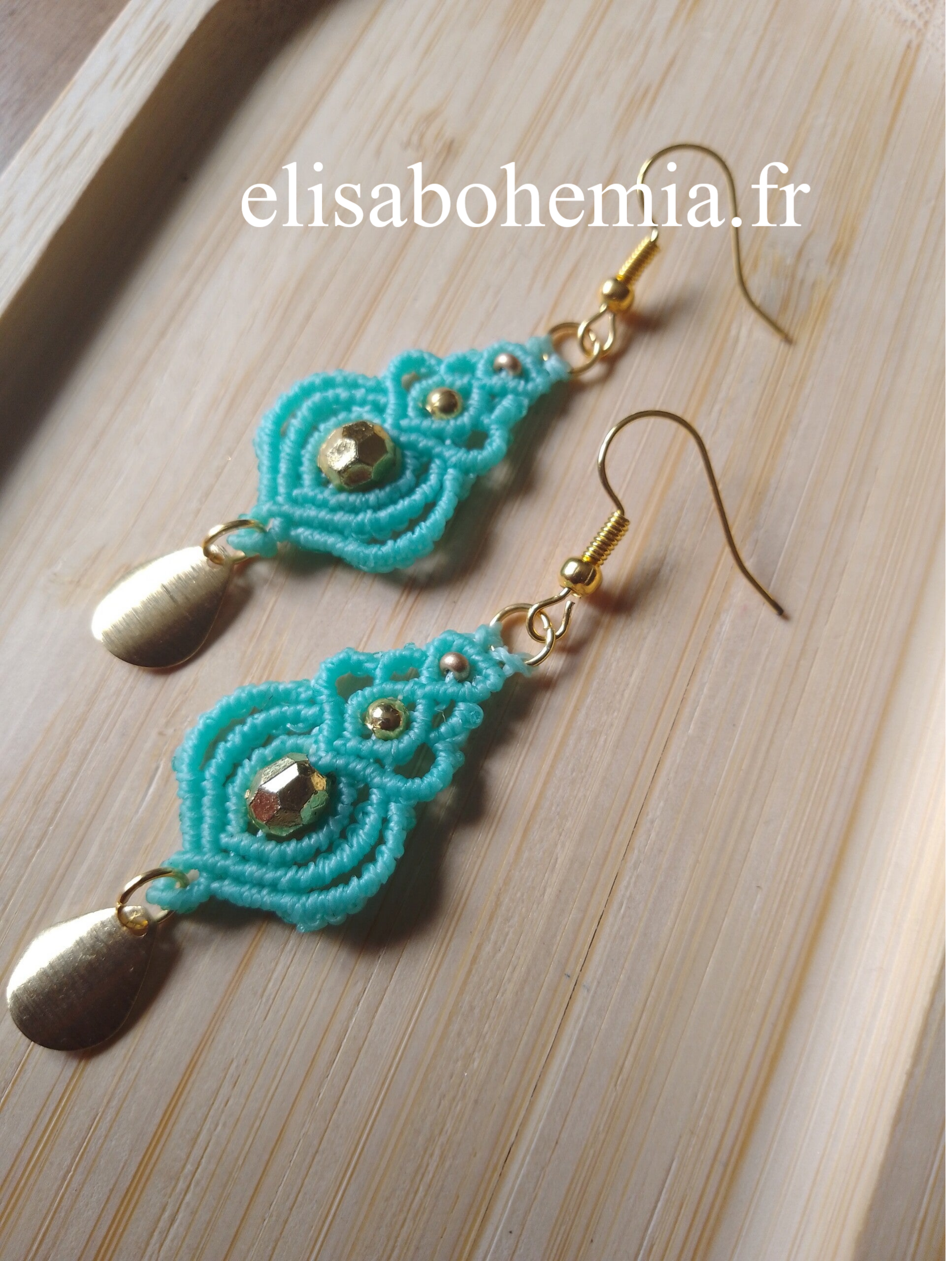Boucles d'oreilles bohème chic bleu pastel