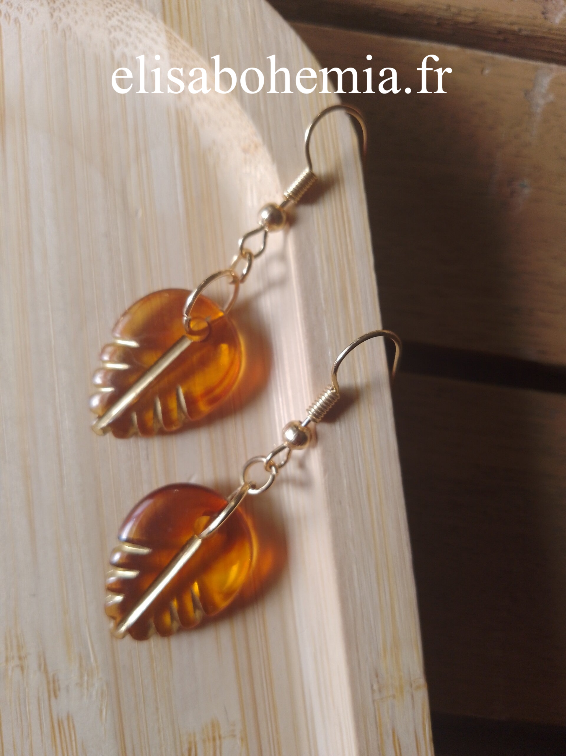 Boucles d'oreilles feuilles ambrées