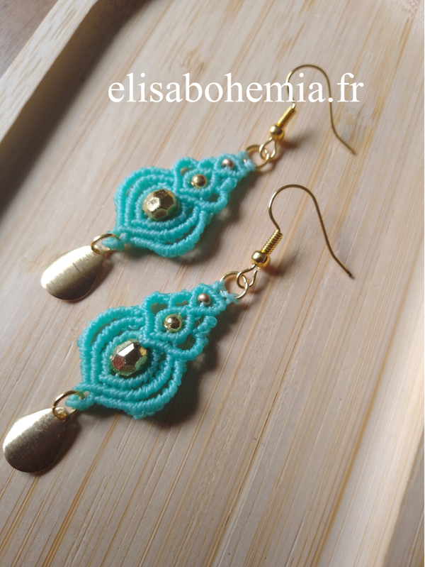 Boucles d'oreilles bohème chic bleu pastel