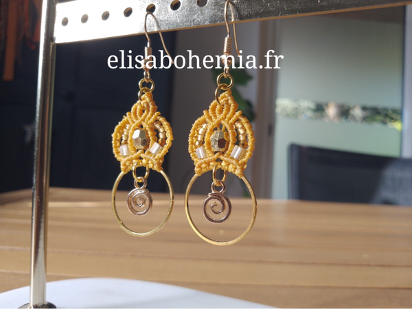Boucles d'oreilles bohème moutarde