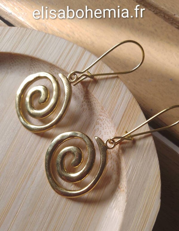 Boucles d'oreilles spirales dorées