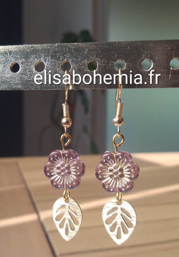 Boucles d'oreilles fleurs parme et or