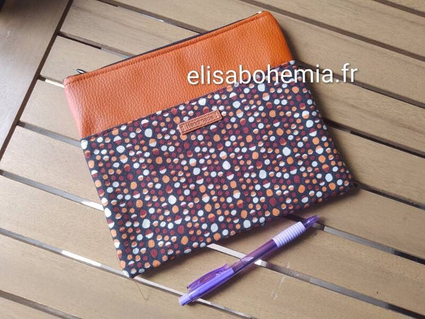 Trousse plate orange format moyen