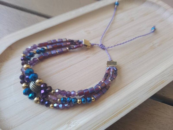 Bracelet de perles prune et bleu nuit