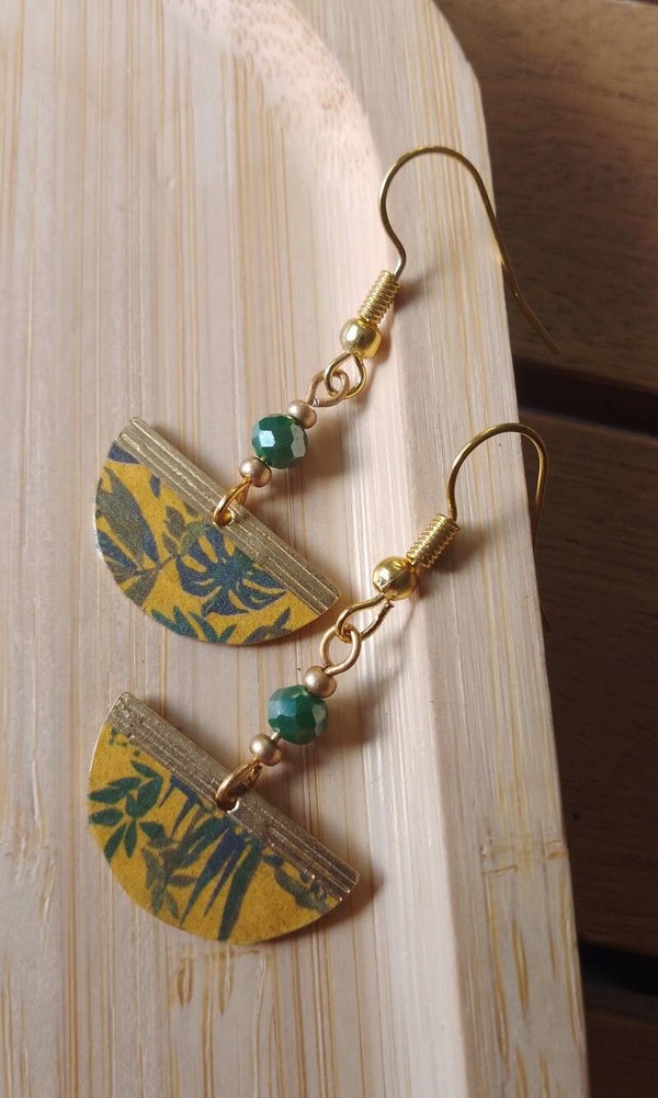 Boucles d'oreilles tropicales moutarde