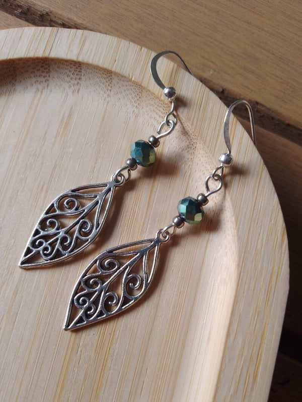 Boucles d'oreilles féeriques vert et argenté