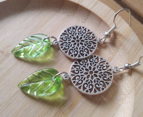 Boucles d'oreilles mandala feuilles vertes