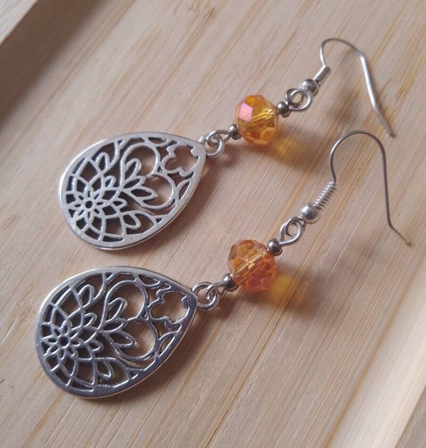 Boucles d'oreilles ethniques orange et argenté