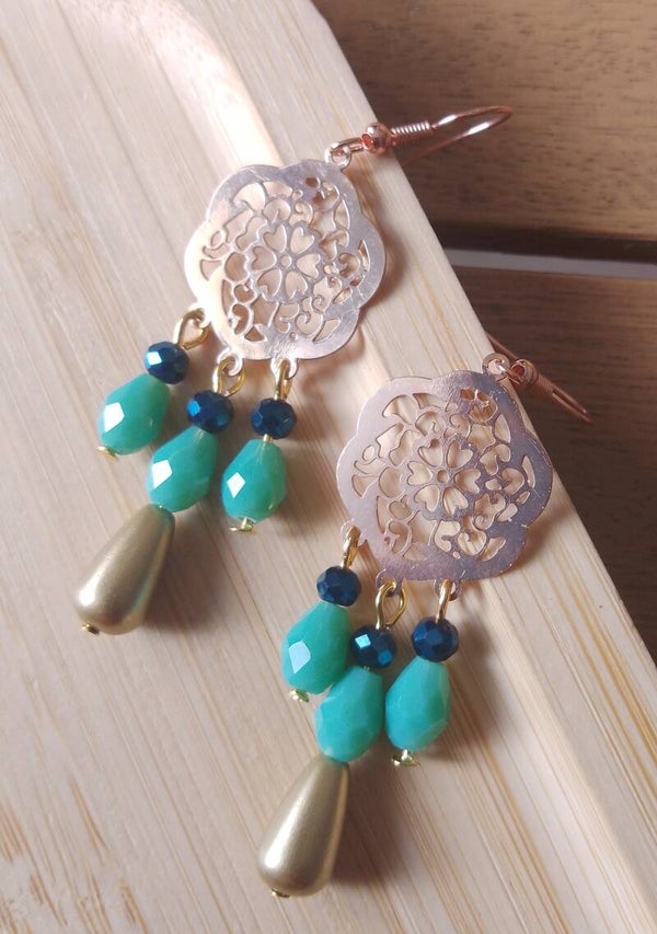 Boucles d'oreilles chandelier bleues