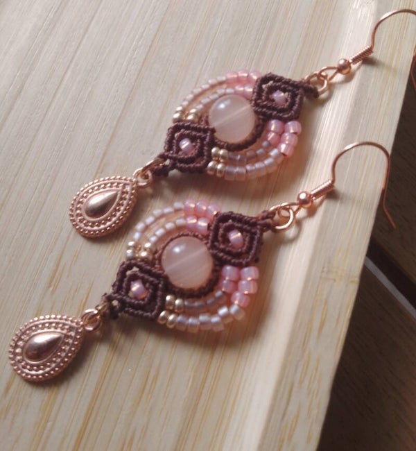 Boucles d'oreilles rose corail