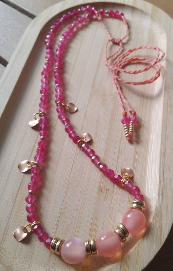 Collier de perles rose et fushia