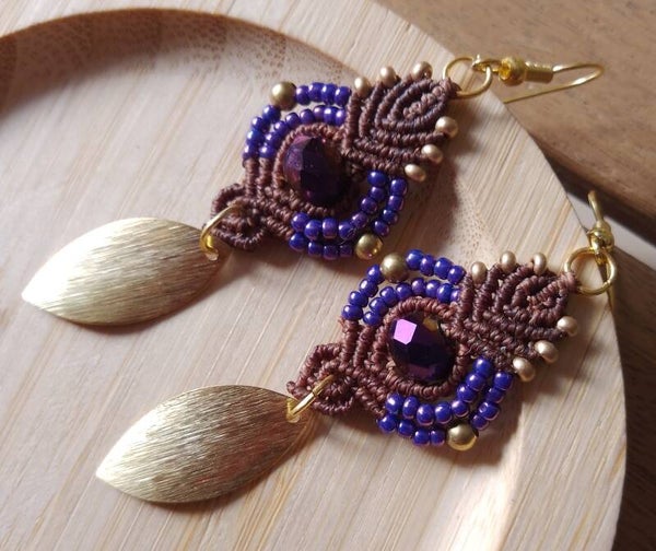 Boucles d'oreilles or et prune