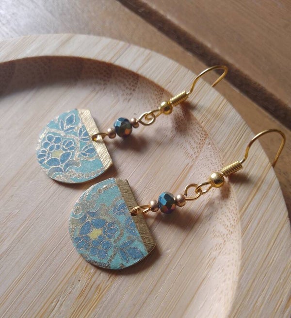 Boucles d'oreilles fleurs ethniques bleues