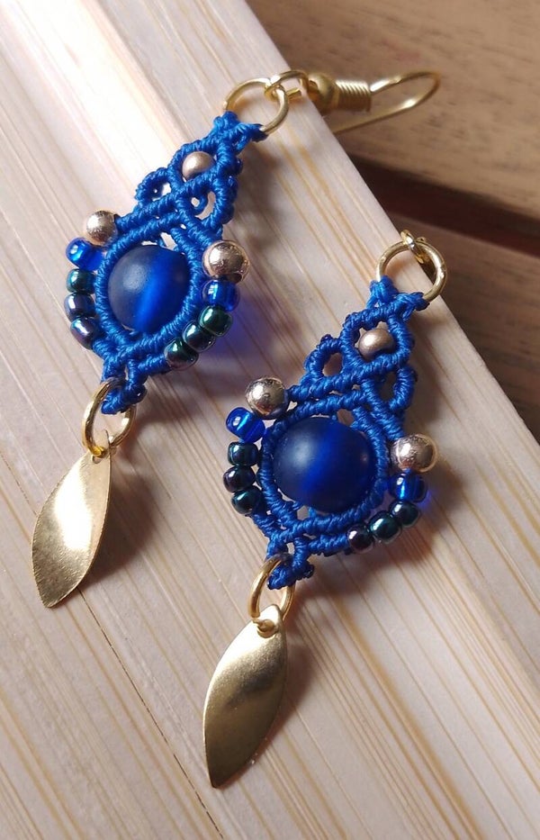 Boucles d'oreilles bleu roi et doré