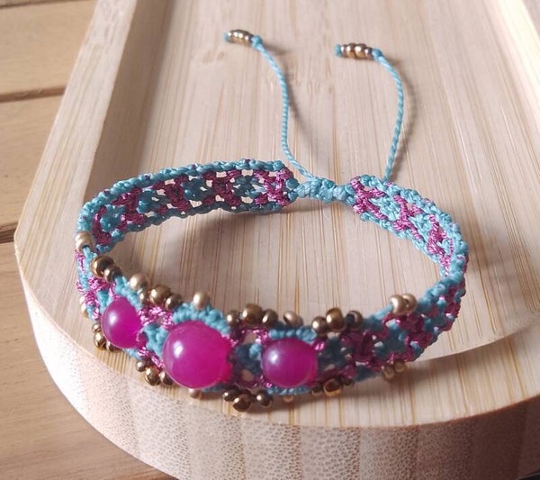 Bracelet perles et macramé rose et turquoise