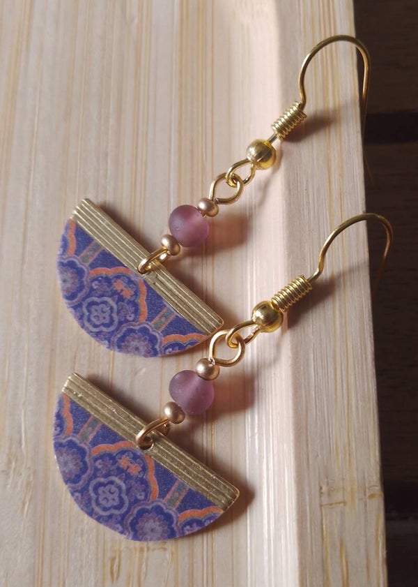Boucles d'oreilles ethniques violettes