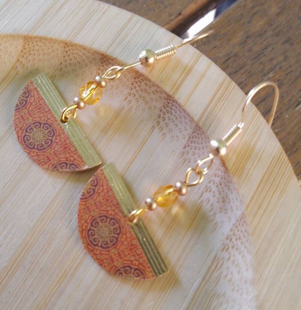Boucles d'oreilles ethniques orange et bordeaux