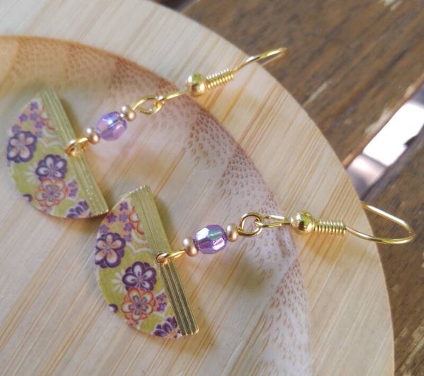 Boucles d'oreilles fleuries vintage