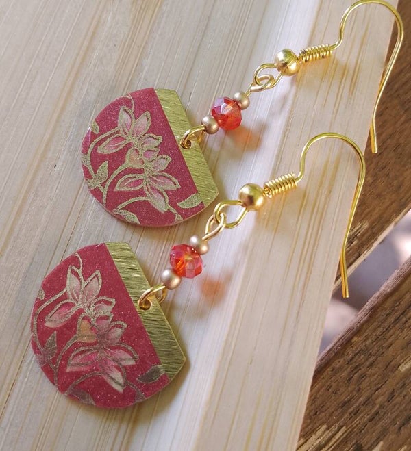 Boucles d'oreilles magnolia rouges