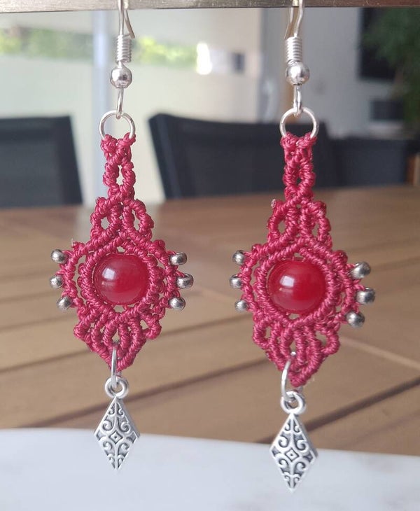 Boucles d'oreilles rouge et argenté