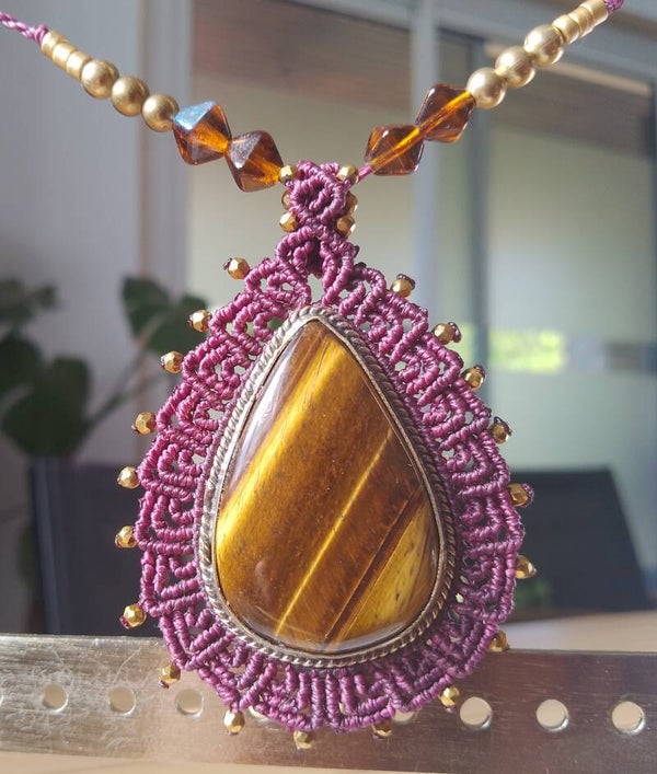 Collier oeil de tigre prune