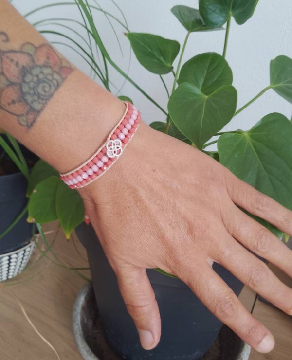 Bracelet perlé rose et corail