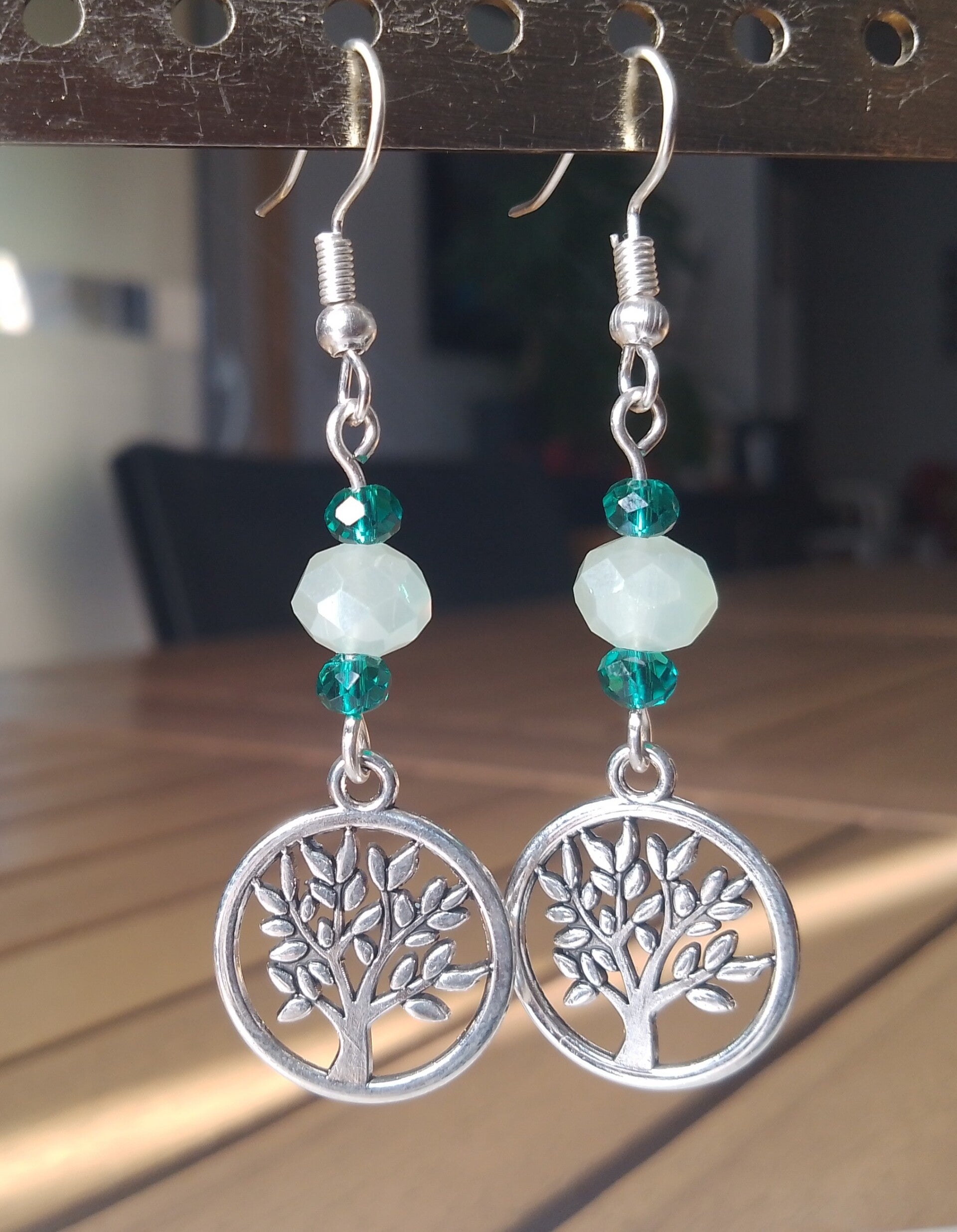 Boucles d'oreilles arbres et perles vertes