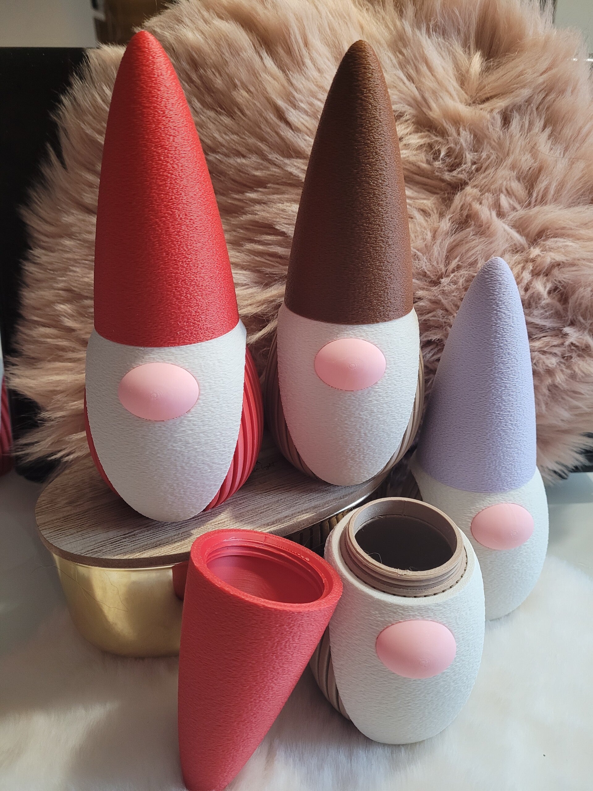 Gnome gift container