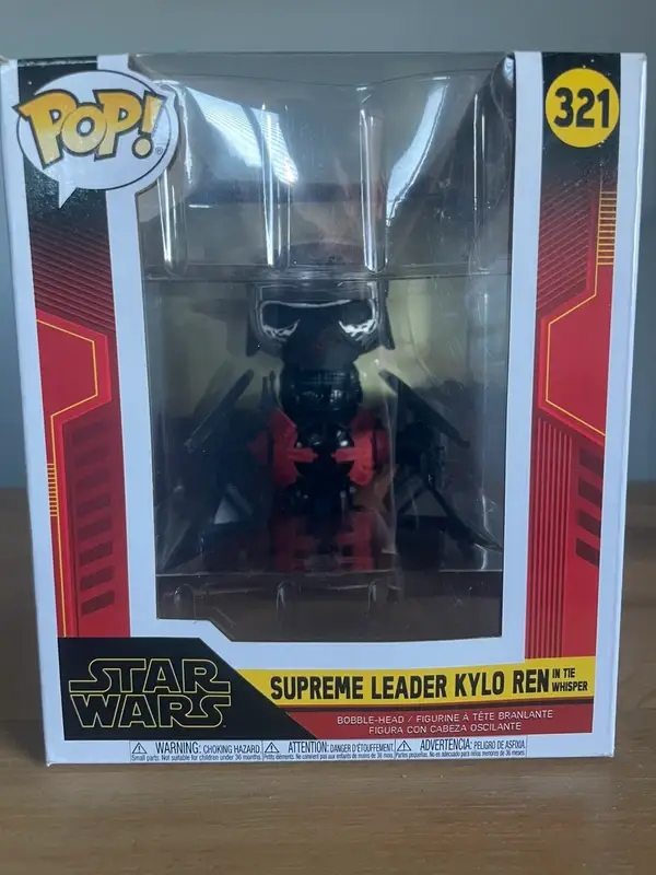 Funko pop Supreme Leader Kylo Ren Star Wars