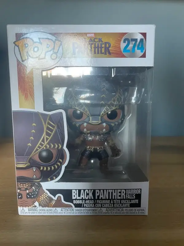 Funko Pop Black Panther With Falls, Marvel
