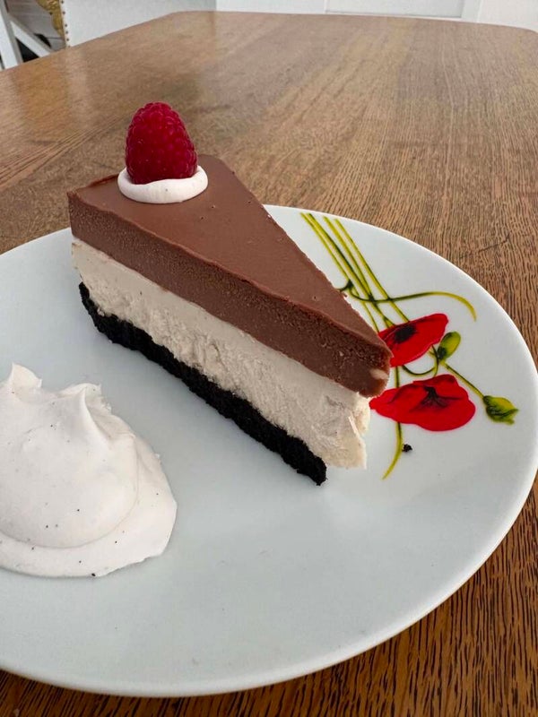 Chocolate & Vanilla Cheesecake