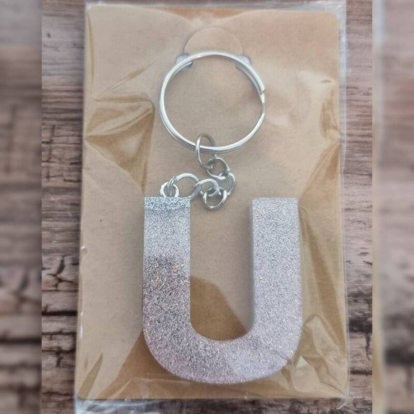 Sleutelhanger letter U, naam toevoegen mogelijk