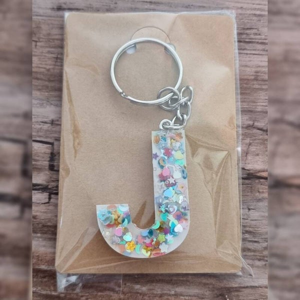 Sleutelhanger letter J, naam toevoegen mogelijk