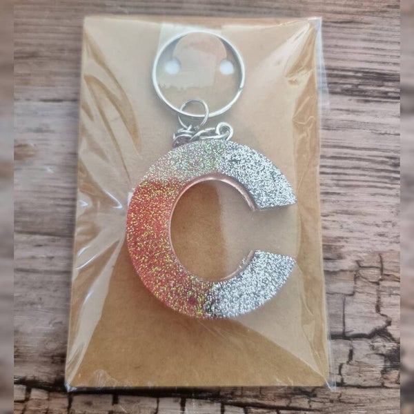 Sleutelhanger letter C, naam toevoegen mogelijk