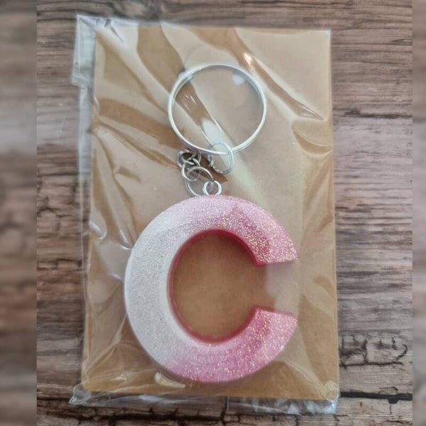 Sleutelhanger letter C, naam toevoegen mogelijk
