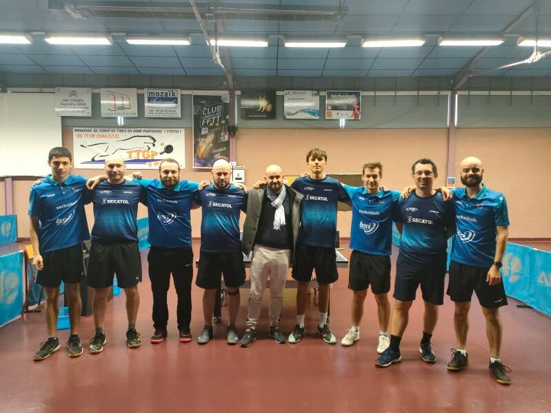 equipe-1-standard-8kbwf9.jpg