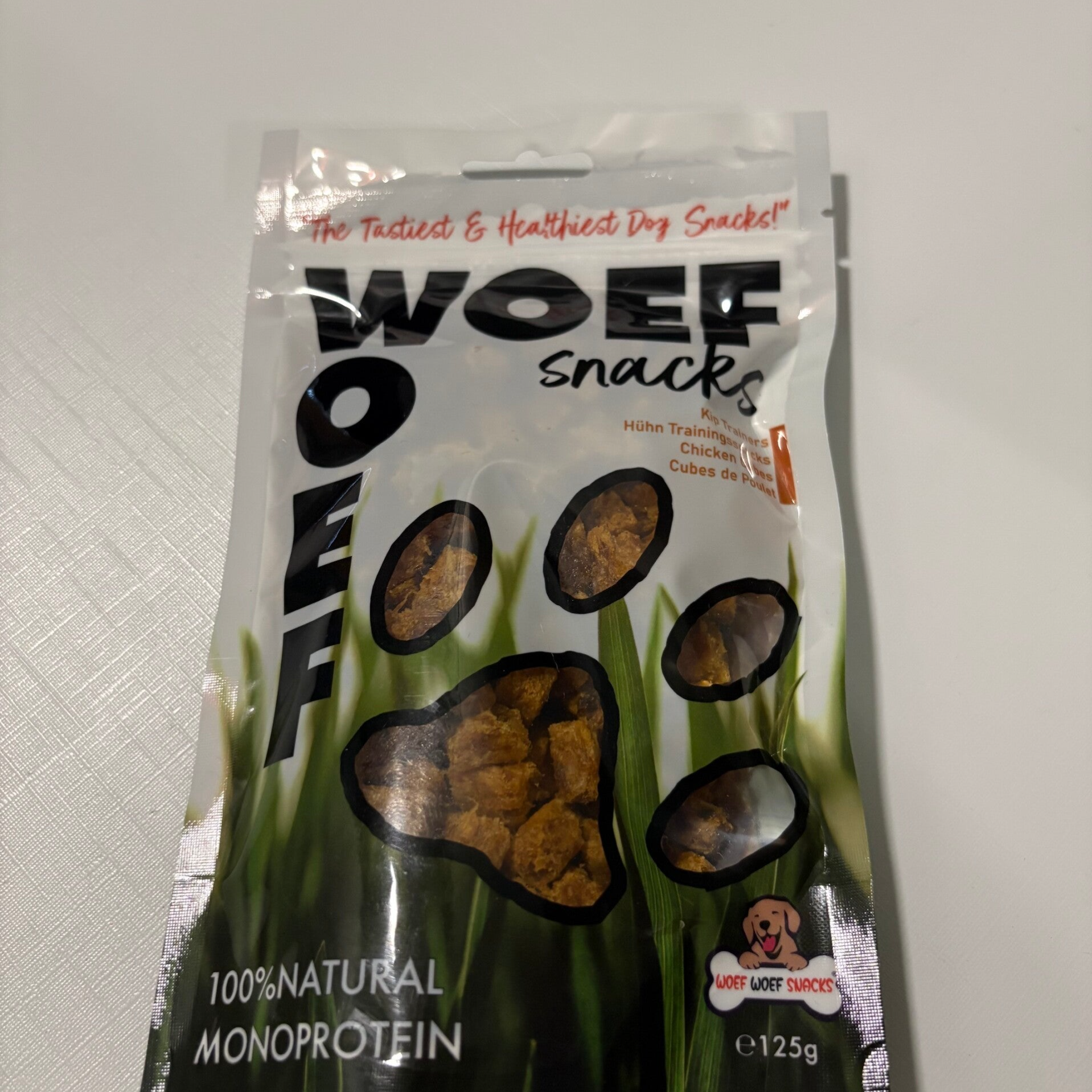 Kip Trainers (100g) – Vlees & Bot