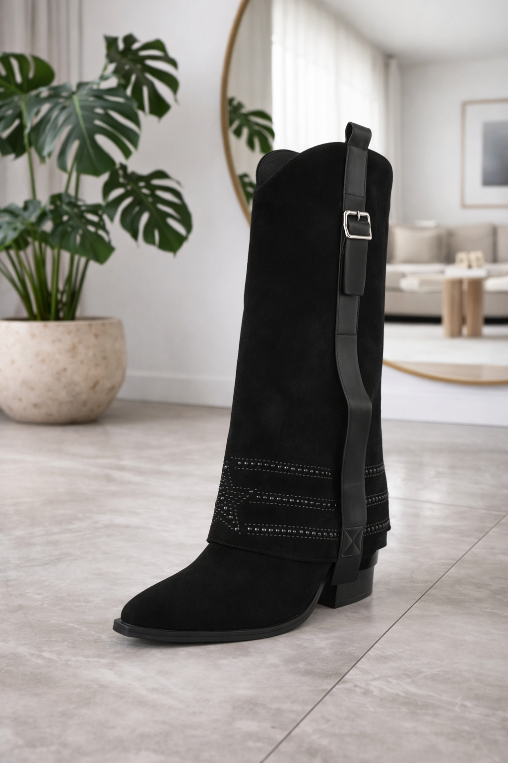 Raven Stud Western Laars