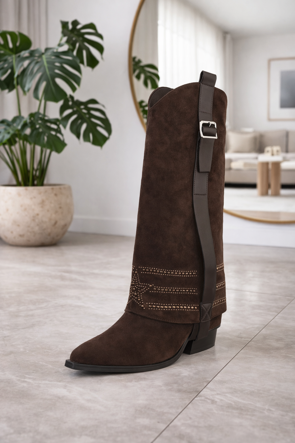 Raven Stud Western Laars