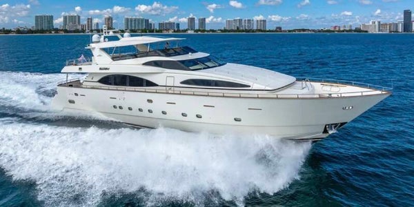 Azimut 100ft Fly Bridge With Jacuzzi