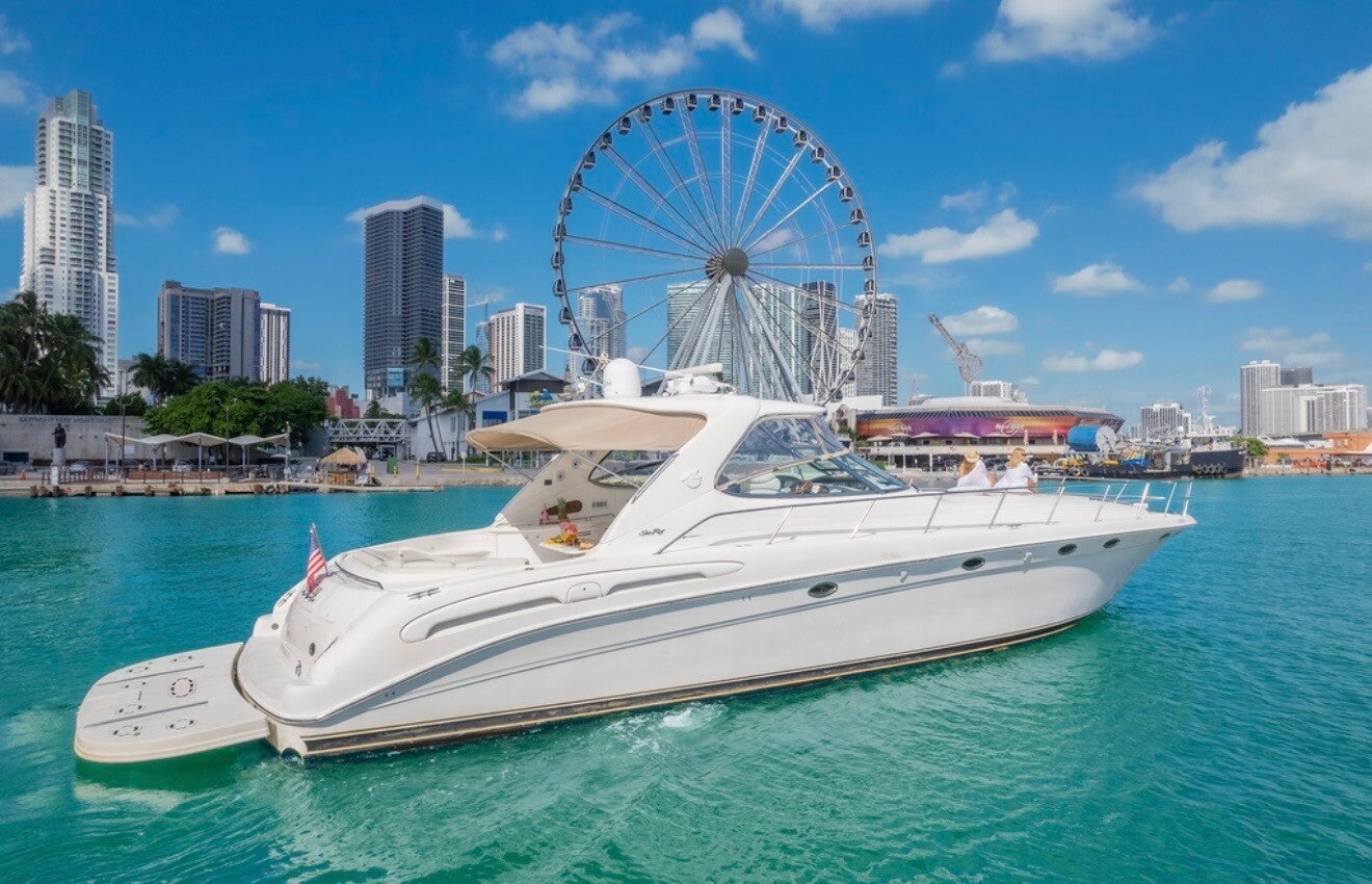 Sea Ray 60ft Sundancer