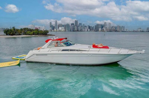 Sea Ray 55ft Sundancer