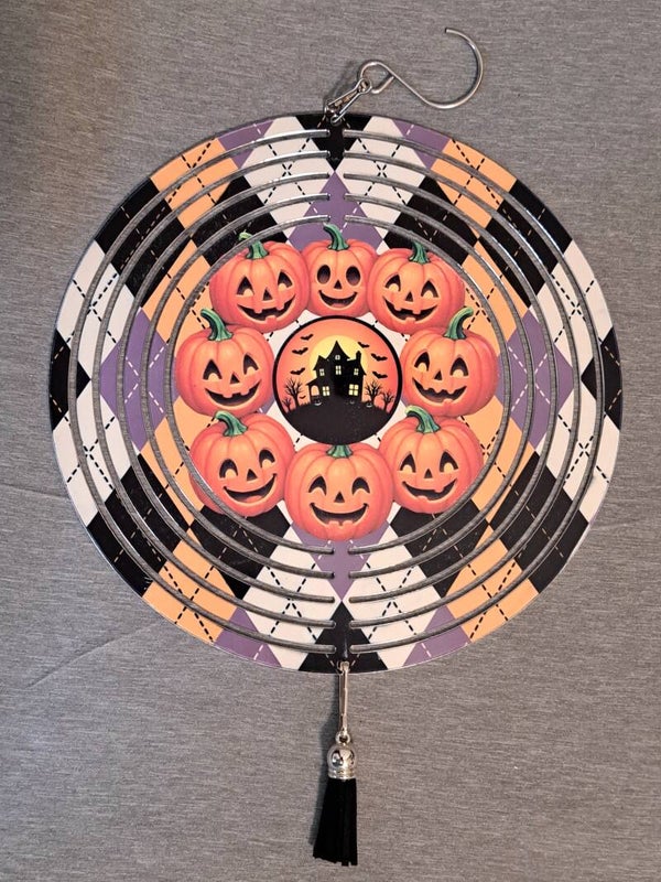 8in Halloween wind spinner