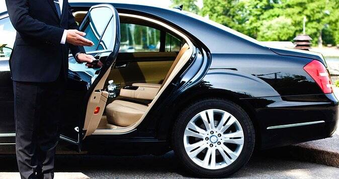 Airport transfer Andover