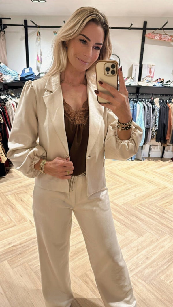 METTALIC SUÈDE LOOK off white