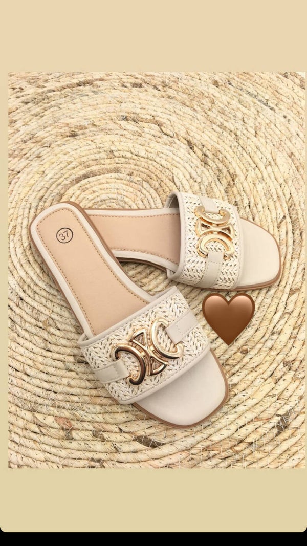 SUMMER CHIQUE SLIPPERS