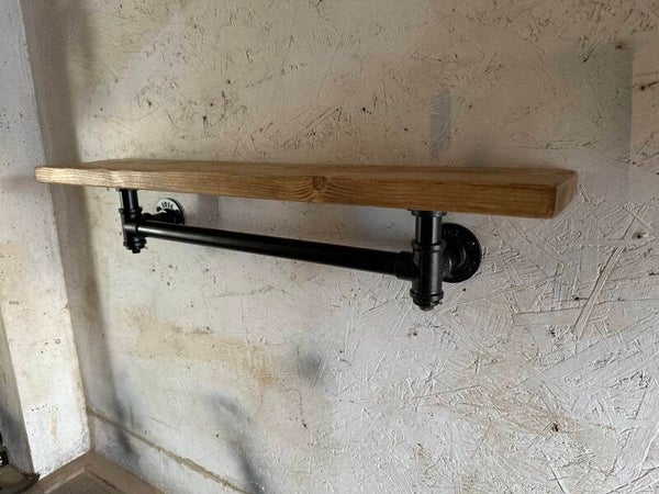 Shelf with Hanging Rail
